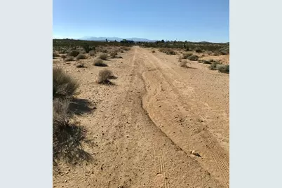204 Avenida Del Sol, Joshua Tree, CA 92252 - Photo 5