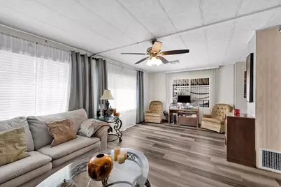 43155 Portola Avenue #98, Palm Desert, CA 92260 - Photo 11