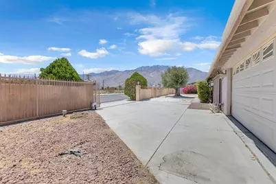 1880 Sharon Road, Palm Springs, CA 92262 - Photo 9