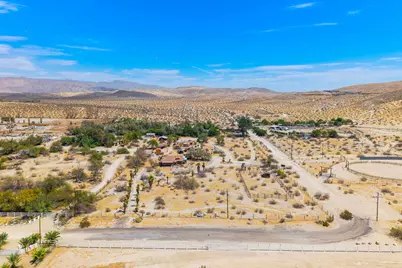 21400 Long Canyon Road, Desert Hot Springs, CA 92241 - Photo 15
