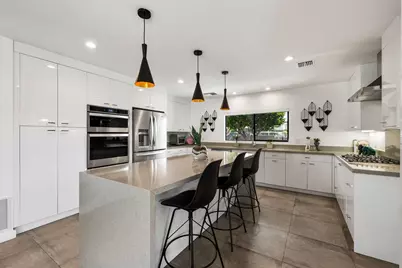 11 Whittier Court, Rancho Mirage, CA 92270 - Photo 23