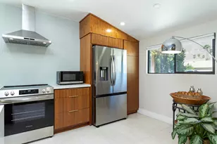 686 S Camino Real, Palm Springs, CA 92264 - Photo 11