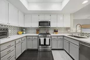 8180 Manitoba Street, Los Angeles, CA 90293 - Photo 19