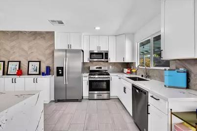 38053 Chris Drive, Cathedral City, CA 92234 - Photo 27