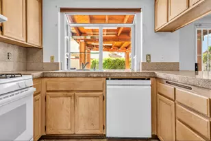 81421 Lily Ct, Indio, CA 92201 - Photo 5