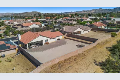 7758 Grand Avenue, Yucca Valley, CA 92284 - Photo 27