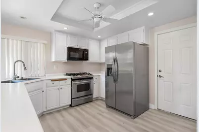 44239 Venice Court, Palm Desert, CA 92260 - Photo 9