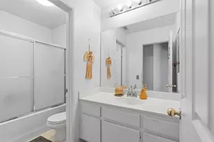 230 Fox Mills Ln, Riverside, CA 92506 - Photo 19