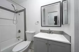 470 N Villa Ct, Palm Springs, CA 92262 - Photo 9