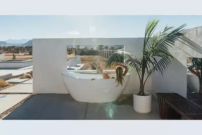 2742 Sage Avenue, Yucca Valley, CA 92284 - Photo 17