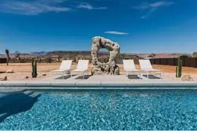 2742 Sage Avenue, Yucca Valley, CA 92284 - Photo 9