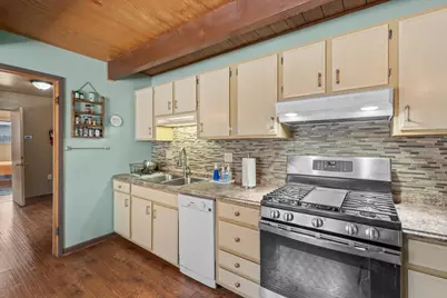 112 E Mojave Boulevard, Big Bear City, CA 92314 - Photo 9