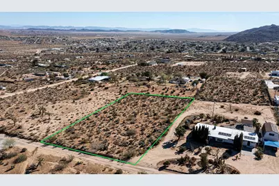 102 Saddleback Road, Joshua Tree, CA 92252 - Photo 9