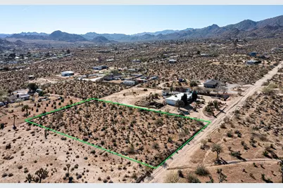 102 Saddleback Road, Joshua Tree, CA 92252 - Photo 5