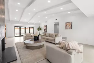 1913 E Amado Rd, Palm Springs, CA 92262 - Photo 17