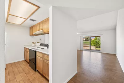40289 Preston Trail, Palm Desert, CA 92211 - Photo 9