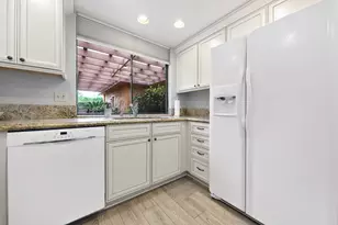60 La Cerra Dr, Rancho Mirage, CA 92270 - Photo 13