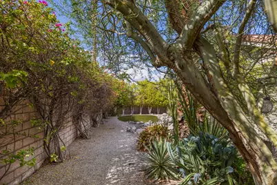 664 E Lily Street, Palm Springs, CA 92262 - Photo 35
