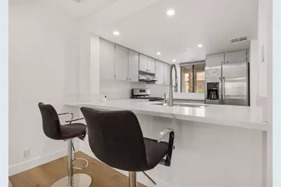 2023 N Via Miraleste #1022, Palm Springs, CA 92262 - Photo 5