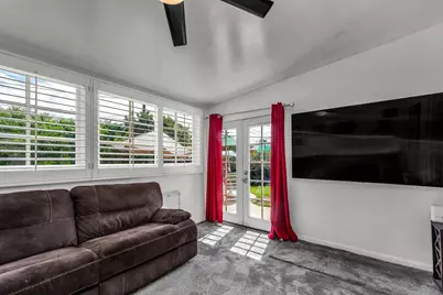 1420 N Evergreen Street, Burbank, CA 91505 - Photo 9