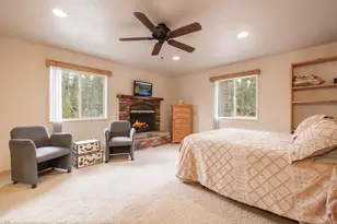 39935 Trail of the Whispering Pines, Big Bear Lake, CA 92315 - Photo 19