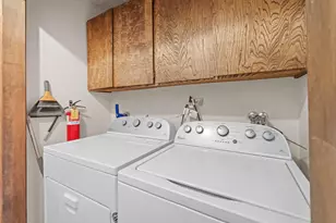 1217 Redwood Dr, Big Bear Lake, CA 92315 - Photo 29