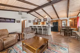 1217 Redwood Dr, Big Bear Lake, CA 92315 - Photo 11