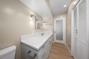 1655 E Palm Canyon Dr, Palm Springs, CA 92264 - Photo 15