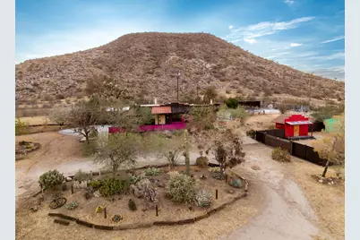 2476 Old Woman Springs Road, Yucca Valley, CA 92284 - Photo 5