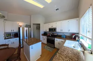 37879 Hollister Dr, Palm Desert, CA 92211 - Photo 37