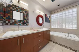 38635 Desert Mirage Dr, Palm Desert, CA 92260 - Photo 13