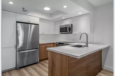 500 E Amado Road #212, Palm Springs, CA 92262 - Photo 17
