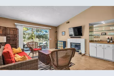 285 Desert Falls Drive E, Palm Desert, CA 92211 - Photo 7