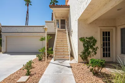 285 Desert Falls Drive E, Palm Desert, CA 92211 - Photo 3