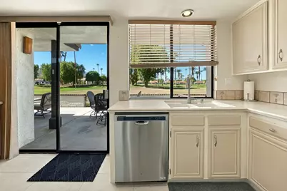 50 Avenida Las Palmas, Rancho Mirage, CA 92270 - Photo 9