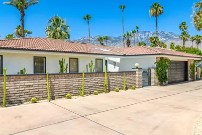 5365 E Cherry Hills Drive, Palm Springs, CA 92264 - Photo 1