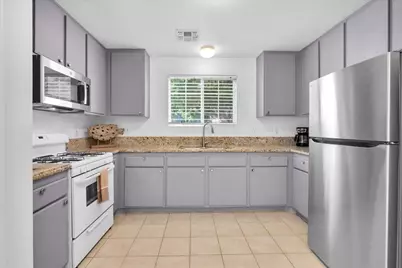 51420 Avenida Velasco, La Quinta, CA 92253 - Photo 13