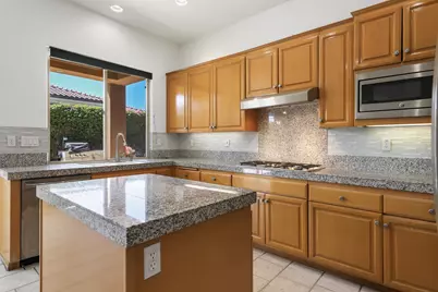75927 Via Allegre, Indian Wells, CA 92210 - Photo 9