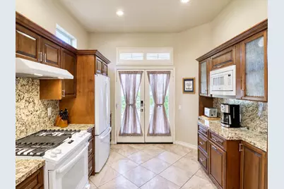 37669 Breeze Way, Palm Desert, CA 92211 - Photo 5