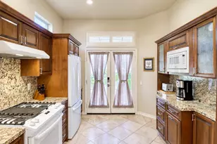 37669 Breeze Way, Palm Desert, CA 92211 - Photo 5