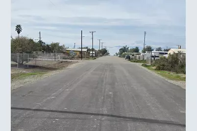 9588 Avenue H, Bombay Beach, CA 92257 - Photo 21