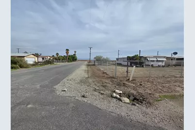 9588 Avenue H, Bombay Beach, CA 92257 - Photo 23