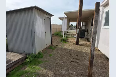 9588 Avenue H, Bombay Beach, CA 92257 - Photo 33