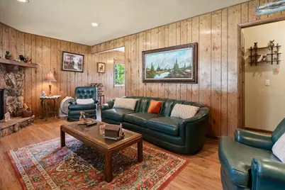 1101 W Country Club Boulevard, Big Bear City, CA 92314 - Photo 5