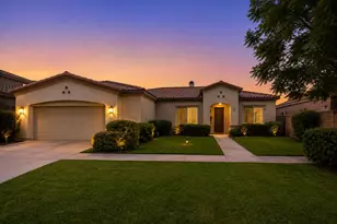 43322 Parkway Esplanade N, La Quinta, CA 92253 - Photo 1