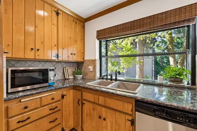 414 Pioneer Road, Lake Arrowhead, CA 92352 - Photo 13