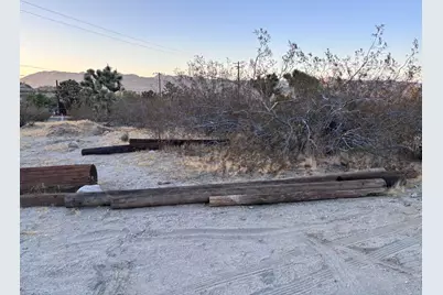 7891 Victor Vista Avenue, Yucca Valley, CA 92284 - Photo 53