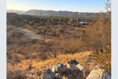 7891 Victor Vista Avenue, Yucca Valley, CA 92284 - Photo 49