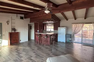 7891 Victor Vista Ave, Yucca Valley, CA 92284 - Photo 9