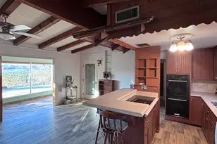 7891 Victor Vista Ave, Yucca Valley, CA 92284 - Photo 13